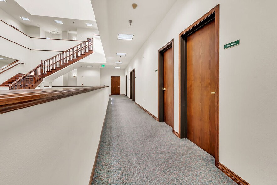 More Photos Of 16600 Woodruff Ave, Bellflower Medical For Sale