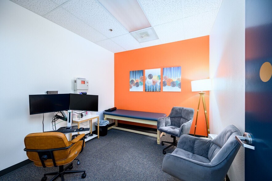 More Photos Of 308 N Villa Rd, Newberg Medical For Lease