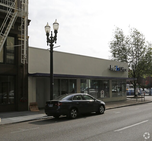 More Photos Of 221 SW Alder St, Portland Freestanding For Sale