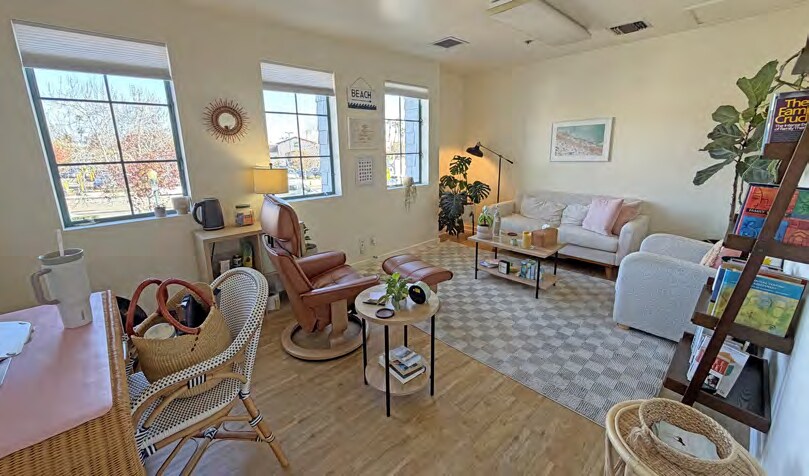 More Photos Of 315 Meigs Rd, Santa Barbara General Retail For Sale