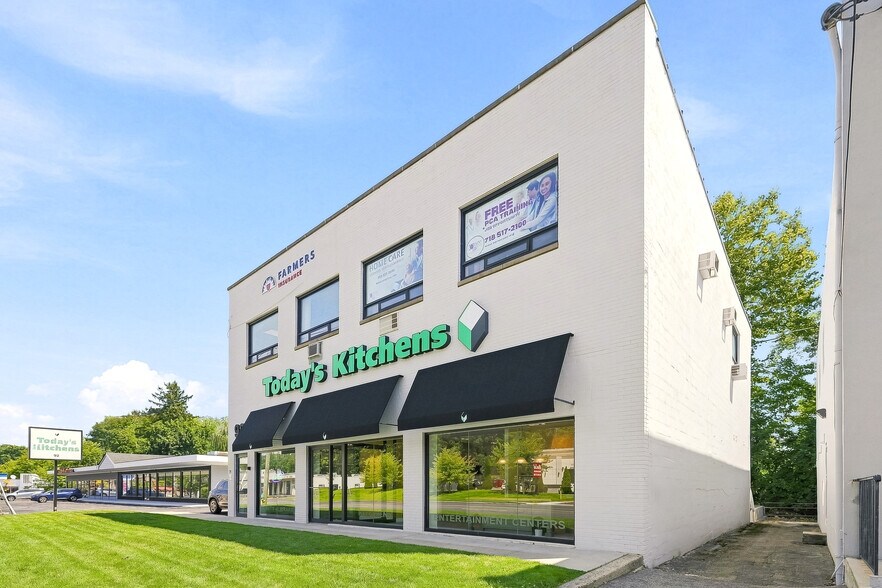 More Photos Of 92 S Central Ave, Hartsdale Storefront Retail Office For Lease