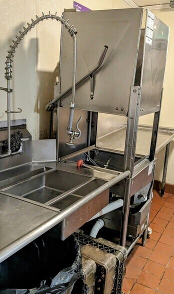 More Photos Of 332 Tate St, Greensboro Restaurant For Lease