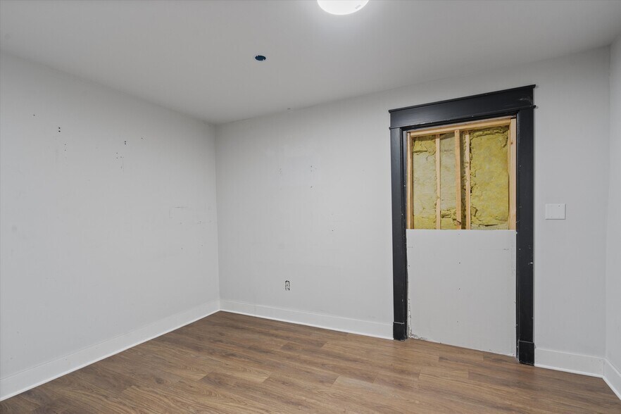 More Photos Of 10203 Old Manchaca Rd, Austin Flex For Lease