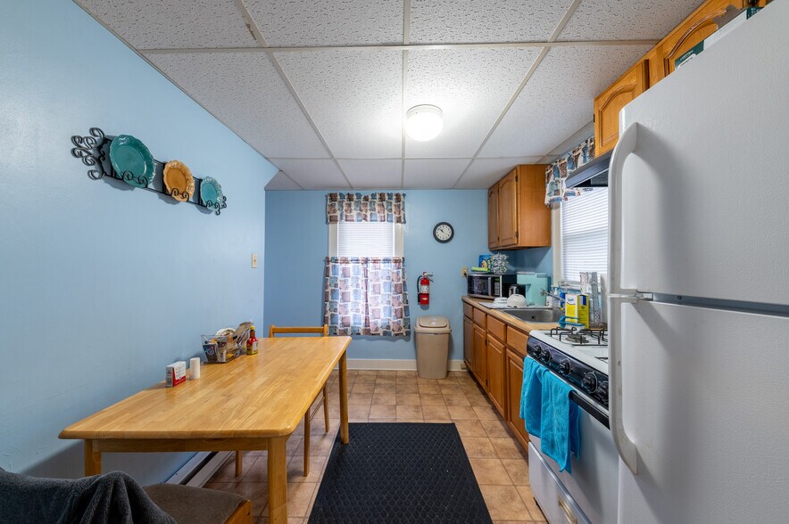 More Photos Of , Fairmont Unknown For Sale