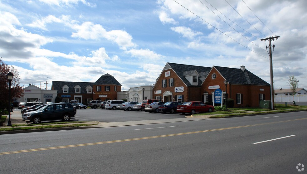 Primary Photo Of 8755-8785 Mathis Ave, Manassas Office For Sale