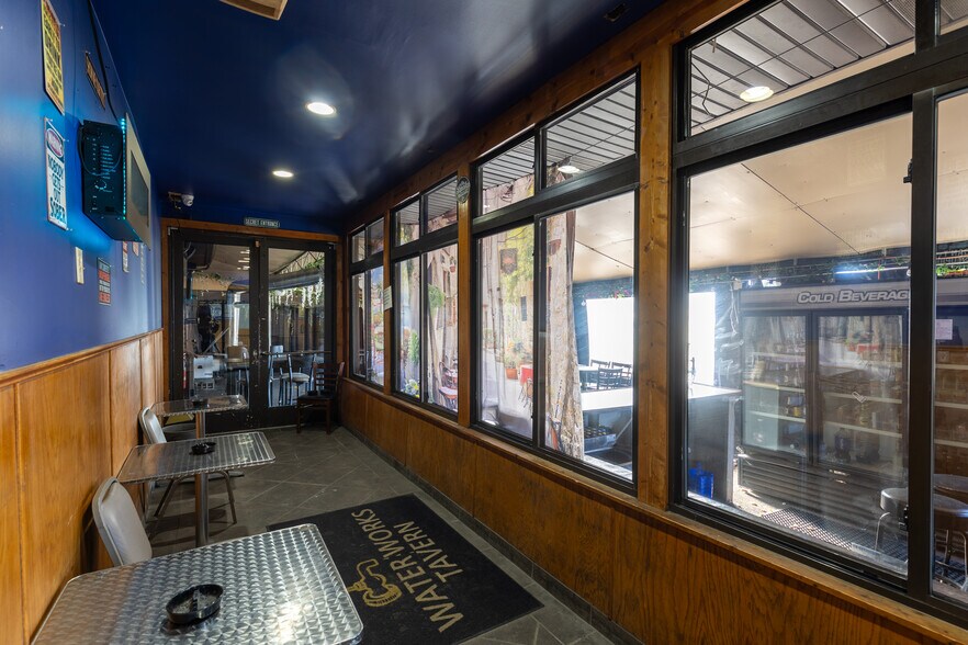 More Photos Of 7815 Ogden Ave, Lyons Restaurant For Sale