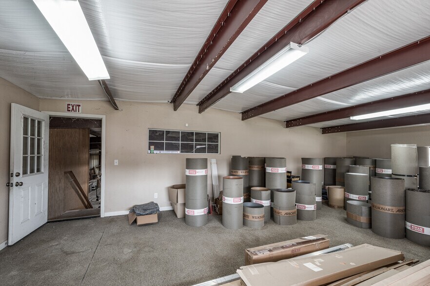 More Photos Of 12586 US-59, Splendora Warehouse For Sale