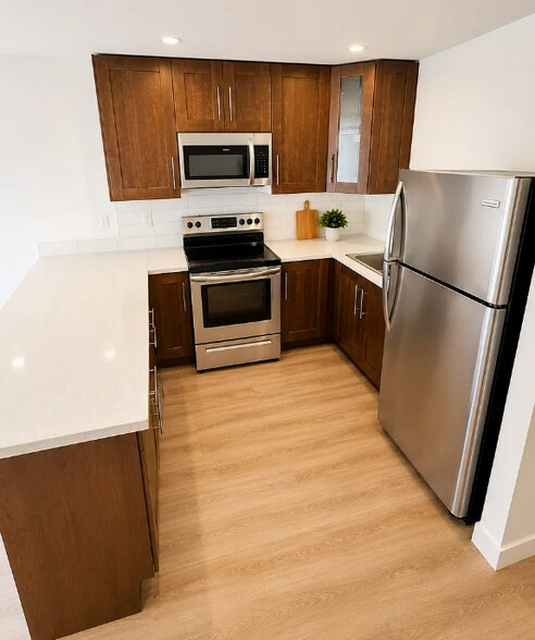 More Photos Of 2470 C St, San Diego Apartments For Sale