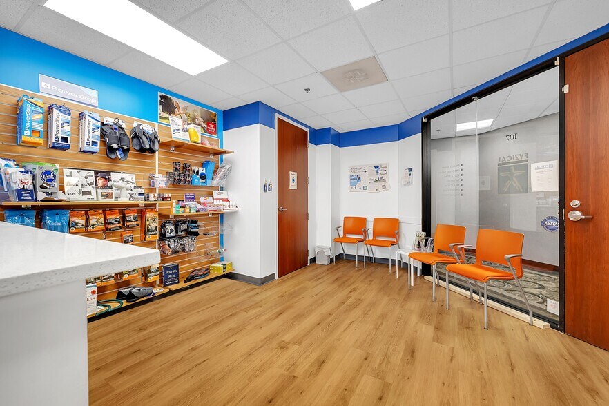 More Photos Of 1751 S Naperville Rd, Wheaton Medical For Sale