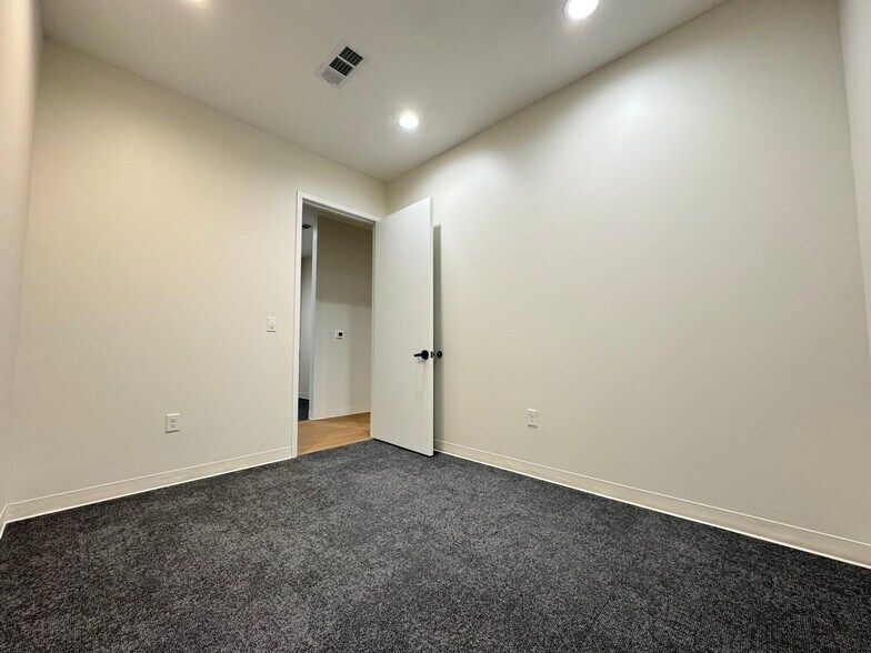 More Photos Of 1400 N Coit Rd, McKinney Unknown For Lease