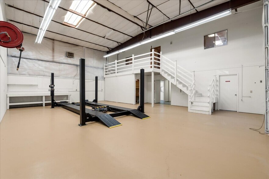 More Photos Of 2895 N Highway 89, Chino Valley Warehouse For Sale