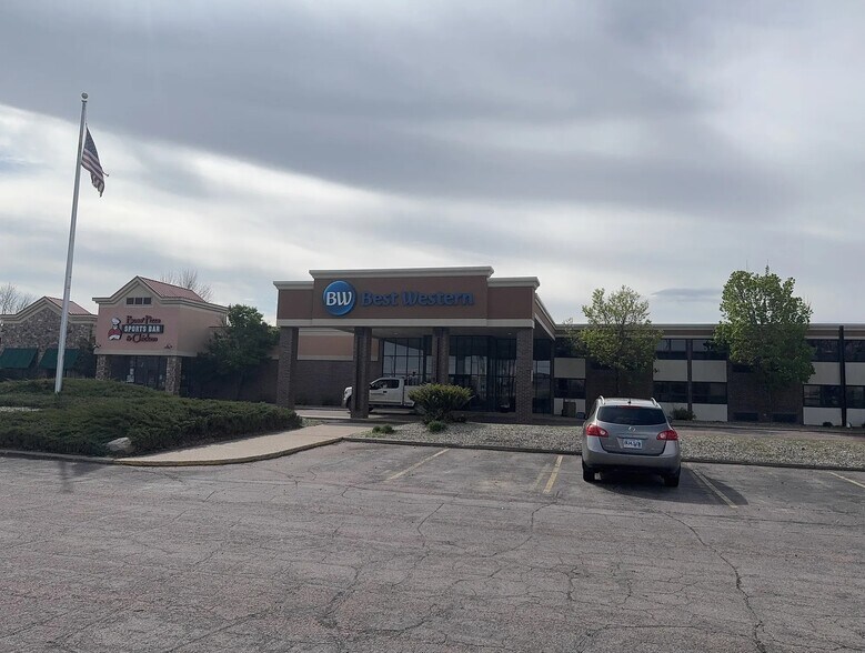 More Photos Of 1607 E Highway 50, Yankton Hotel For Sale