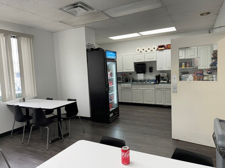 More Photos Of 6020 Benore Rd, Toledo Manufacturing For Sale