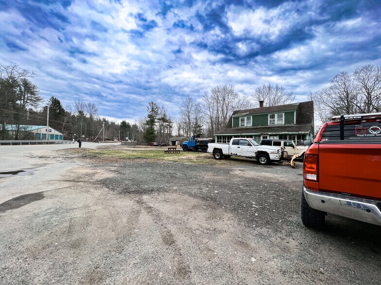 More Photos Of 217 Barre Paxton Rd, Rutland Storefront Retail Office For Sale