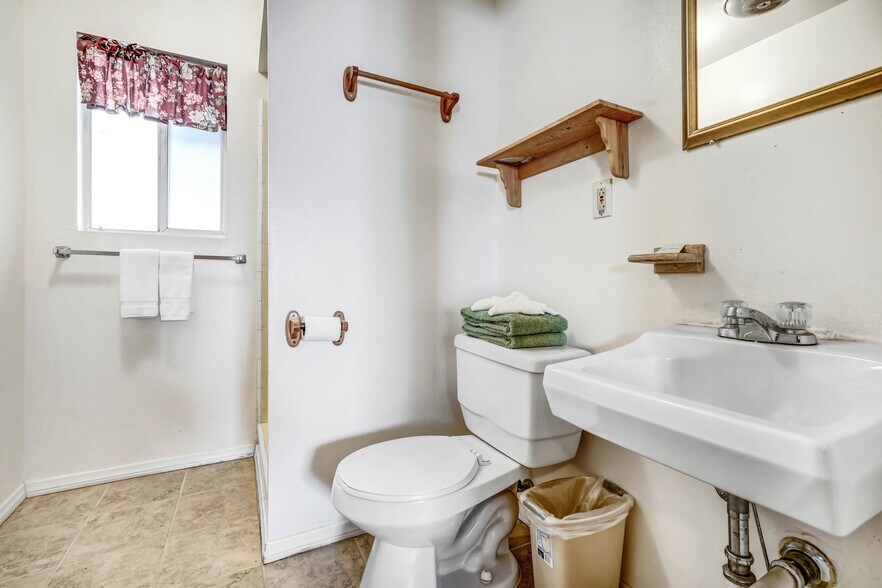 More Photos Of 1054-1098 State Highway 2, Wrightwood Hospitality For Sale