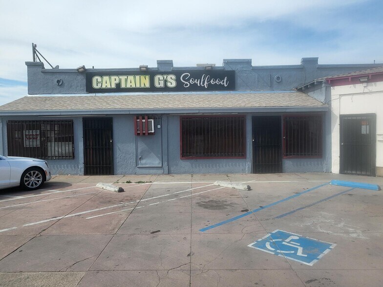Primary Photo Of 1201-1207 Chester Ave, Bakersfield Storefront For Lease