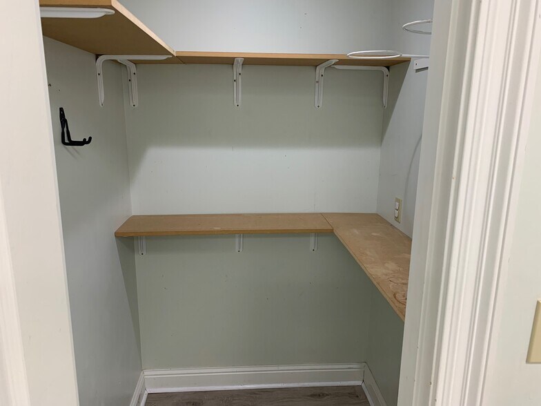 More Photos Of 8531-A Spanish Fort Blvd, Spanish Fort Unknown For Lease