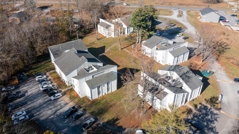 More Photos Of 1001 W 9th St, Russellville Apartments For Sale