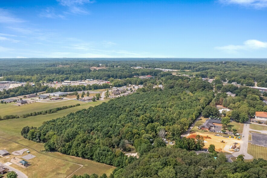 More Photos Of 1045 Manley St, Paris Land For Sale