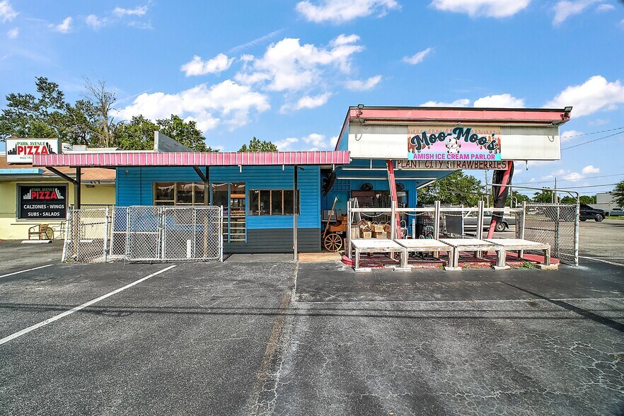 Primary Photo Of 454 N Park Ave, Apopka Storefront For Sale