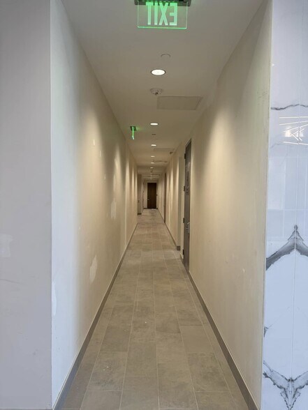 More Photos Of 1715 South Friendswood, Friendswood Medical For Lease