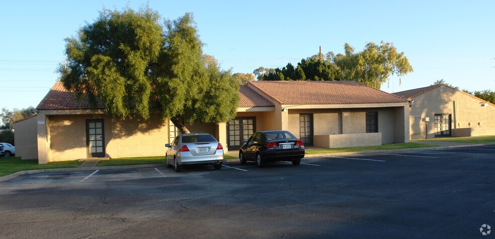 More Photos Of 2101 E Broadway Rd, Tempe Office For Lease