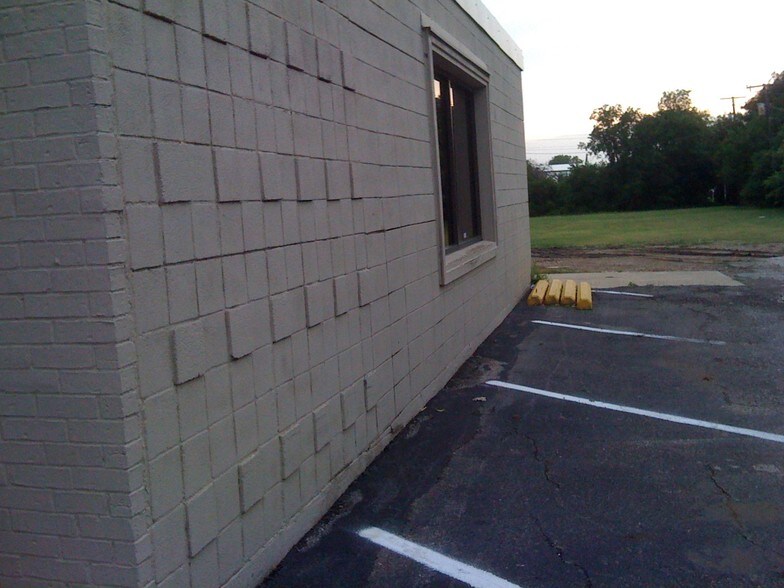 More Photos Of 3211 Norton Dr, Richland Hills Office For Lease