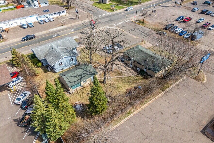 More Photos Of 38804 8th Ave, North Branch Office Residential For Sale