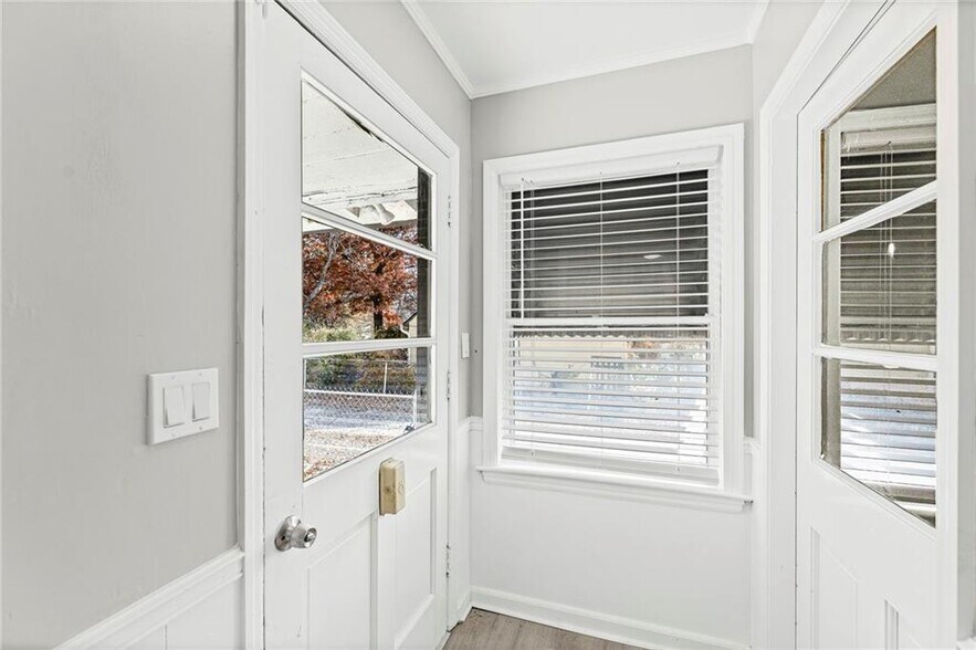 More Photos Of 13120 4th St, Grandview Industrial For Sale