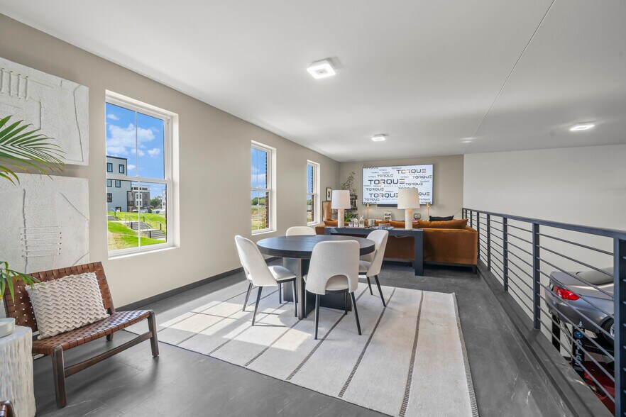 More Photos Of 4477 34th Ave, Cincinnati Self Storage For Sale