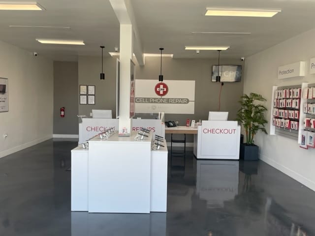 More Photos Of 3909-3917 E Anaheim St, Long Beach Storefront For Lease