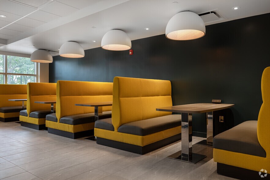 More Photos Of 371 Hoes Ln, Piscataway Office For Lease