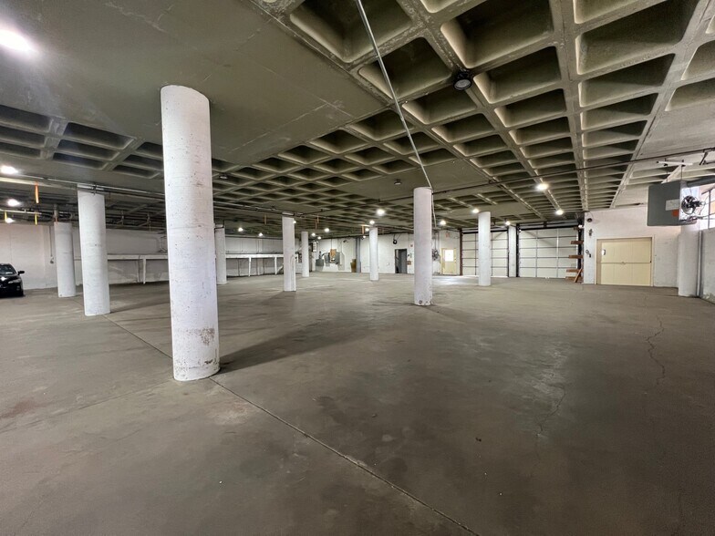 More Photos Of 111 Lafayette Ave, White Plains Warehouse For Lease