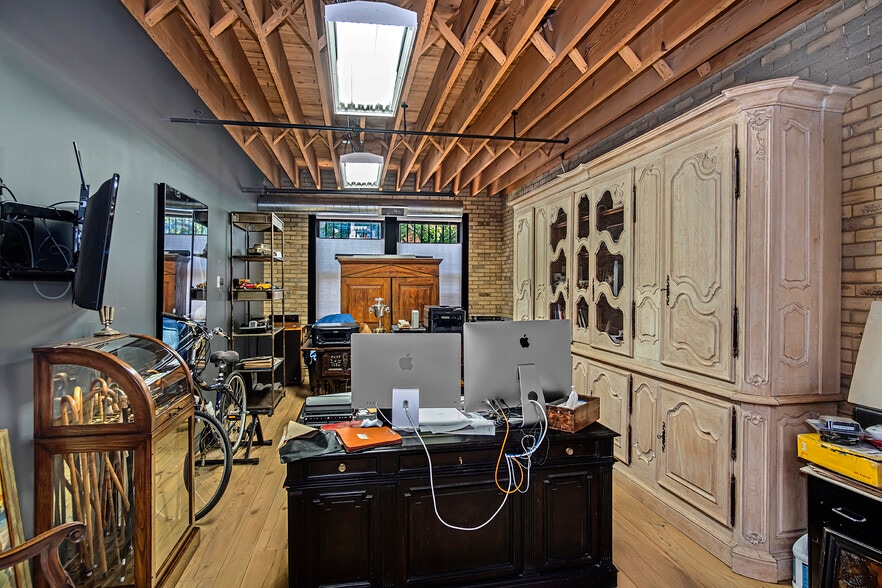 More Photos Of 1750 N Springfield Ave, Chicago Warehouse For Sale
