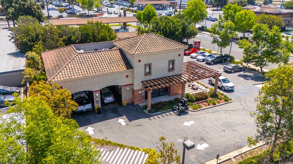 More Photos Of 55 W Daily Dr, Camarillo Auto Repair For Sale