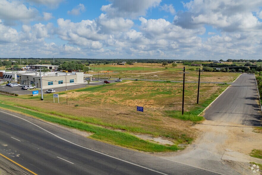 Primary Photo Of 208 Live Oak Way, Floresville Land For Sale