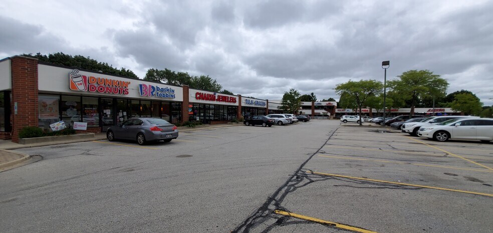 More Photos Of 801-897 E Schaumburg Rd, Schaumburg Unknown For Lease