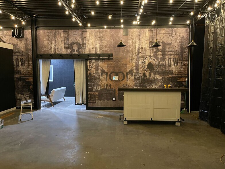 More Photos Of 231 N Main St, Joplin Industrial For Sale