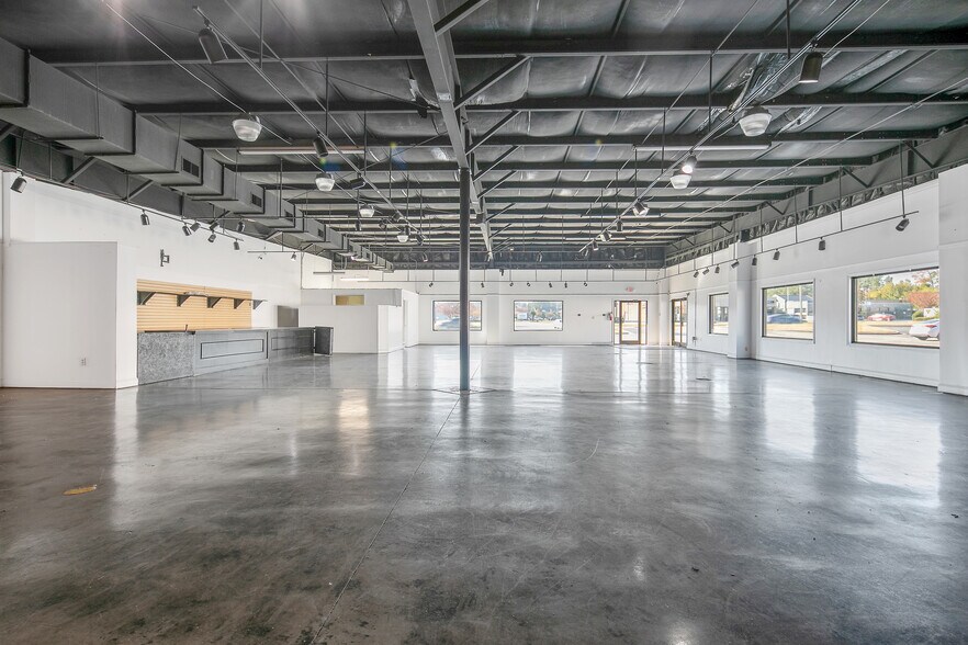 More Photos Of 3756 Sycamore Dairy Rd, Fayetteville Light Manufacturing For Lease