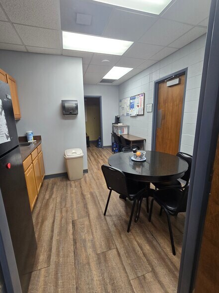 More Photos Of 307 N Green St, Wadesboro Office For Sale