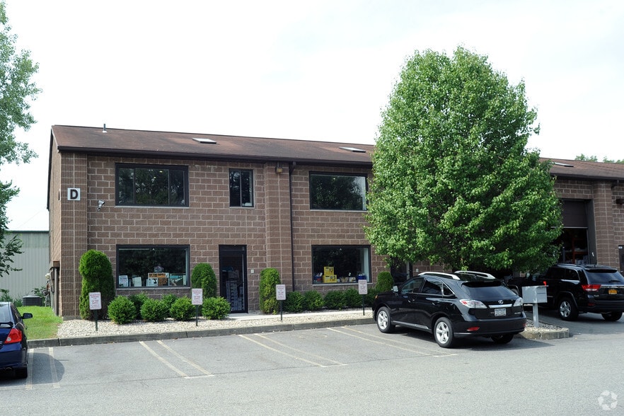 More Photos Of 401-405 Spook Rock Rd, Suffern Warehouse For Sale