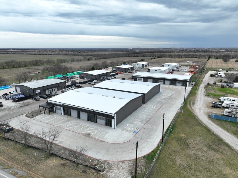 More Photos Of 1001 Industrial Way Dr, Anna Unknown For Lease