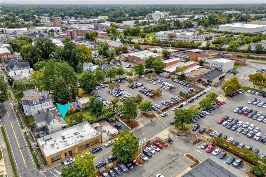 More Photos Of 130 Commerce St, Suffolk Restaurant For Sale