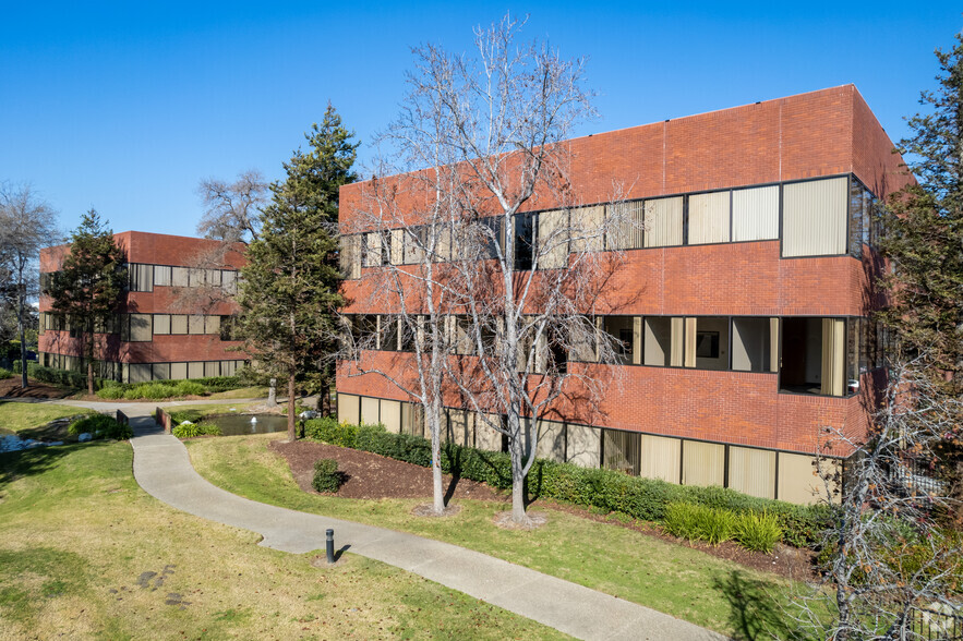 Primary Photo Of 39899 Balentine Dr, Newark Coworking Space