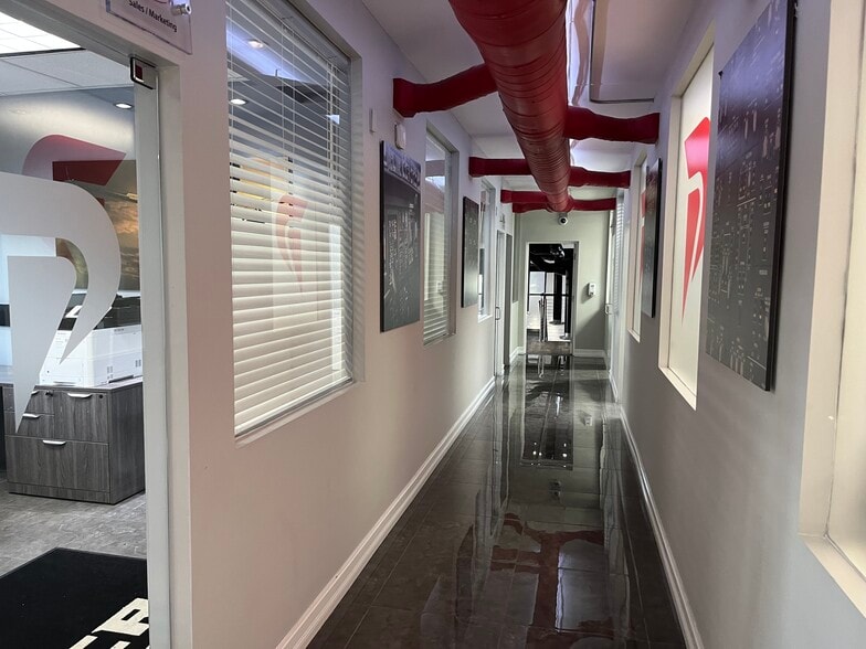 More Photos Of 2550 NW 4th Ct, Fort Lauderdale Warehouse For Sale