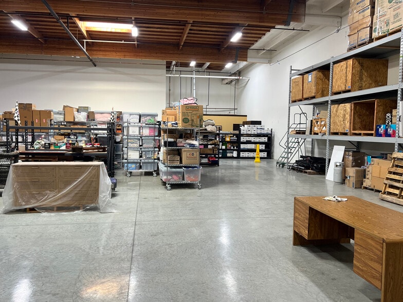 More Photos Of 75 Argonaut, Aliso Viejo Light Distribution For Lease