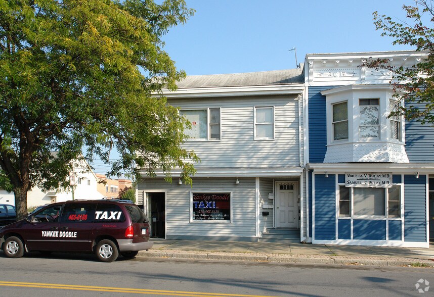 Primary Photo Of 212 Broadway, Rensselaer Storefront Retail Residential For Lease