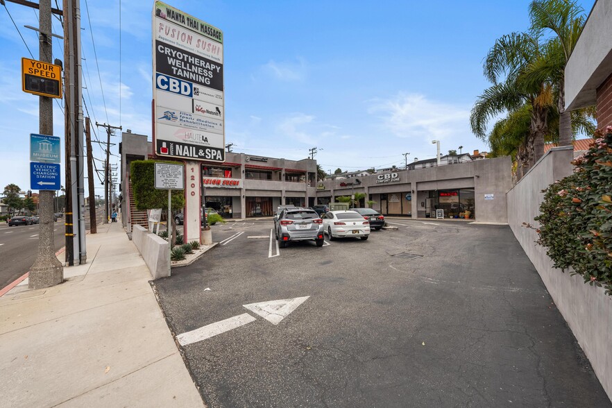 More Photos Of 1200 Pacific Coast Hwy, Hermosa Beach Unknown For Lease