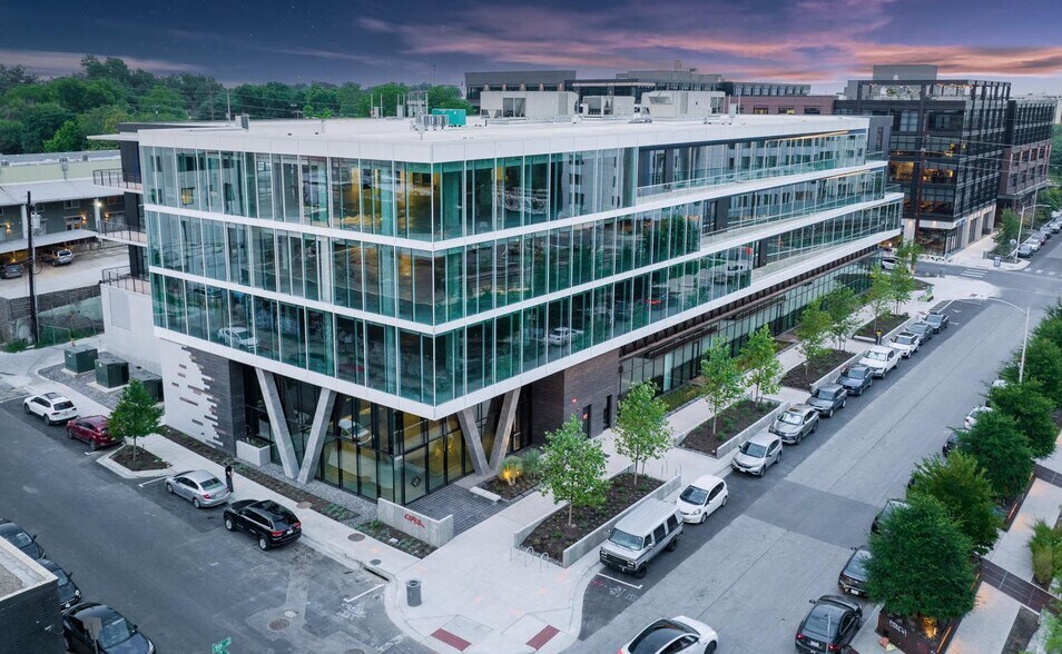 More Photos Of 1300 E 5th St, Austin Office For Lease