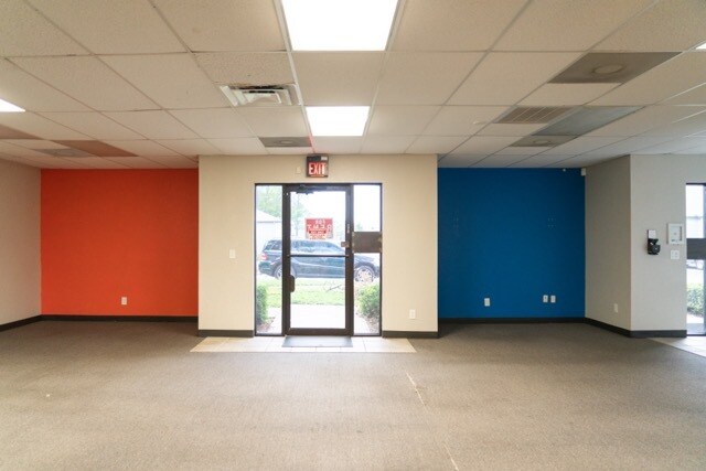 More Photos Of 13555 Automobile Blvd, Clearwater Medical For Lease